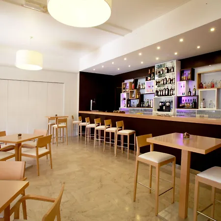 Helios - Ile Des Embiez