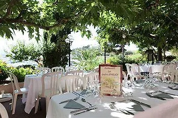 Helios & - Ile Des Embiez Hotel 4*