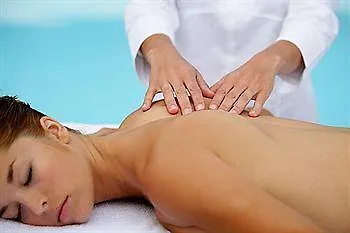 Helios & - Ile Des Embiez 4*