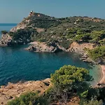 Helios & - Ile Des Embiez Hotel 4*