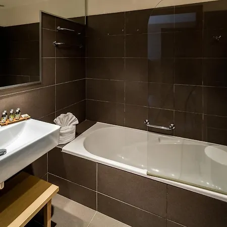 Helios & - Ile Des Embiez Hotel 4*