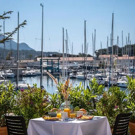 Hotel Helios - Ile Des Embiez 4*