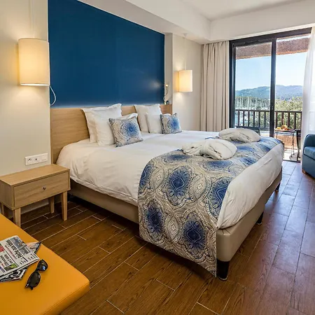 Helios & - Ile Des Embiez 4*