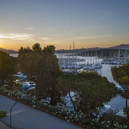 Hélios&spa - Ile Des Embiez Hotel 4*
