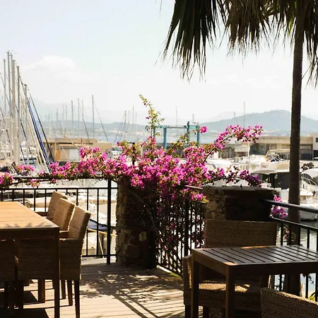 Helios&spa - Ile Des Embiez 4*
