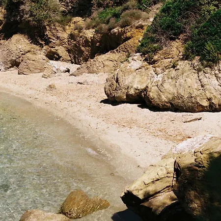 Hélios&spa - Ile Des Embiez Hotel