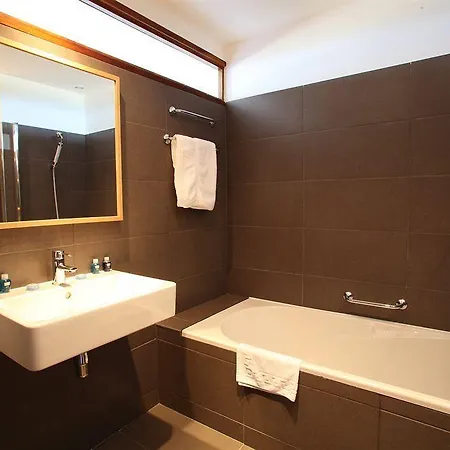Helios & - Ile Des Embiez 4*