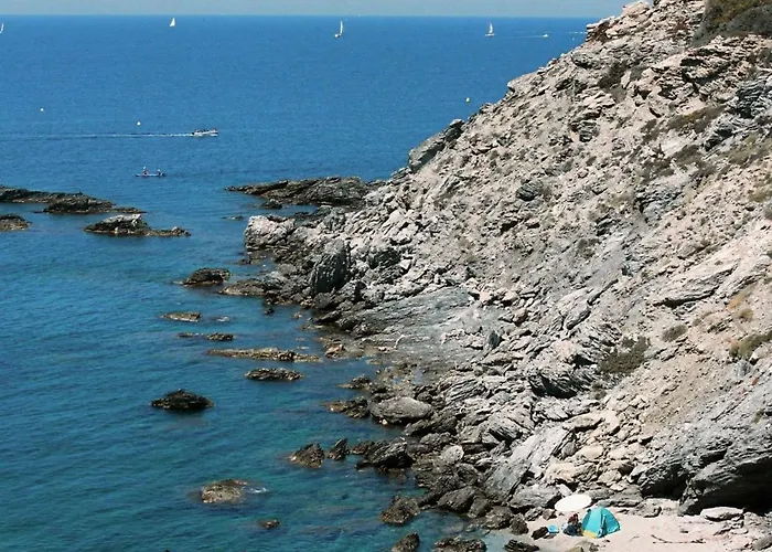 Hotel Helios & - Ile Des Embiez