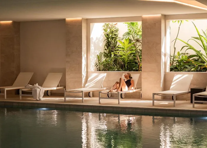 Helios & - Ile Des Embiez 4*