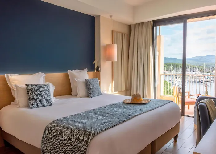 Helios & - Ile Des Embiez Hotel