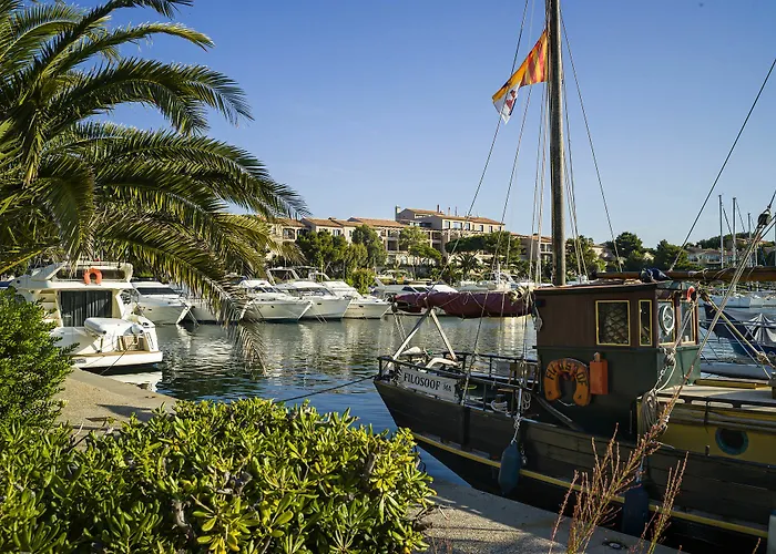 Helios & - Ile Des Embiez Hotel